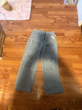 Wide leg high rise cargo jeans